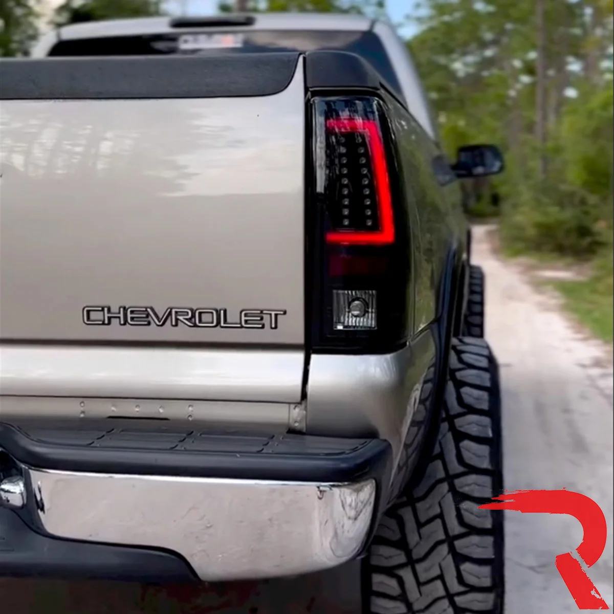 Chevy Silverado & GMC Sierra 99-07 Ultra Bright OLED Tail Light - Multiple Lens - Image 2