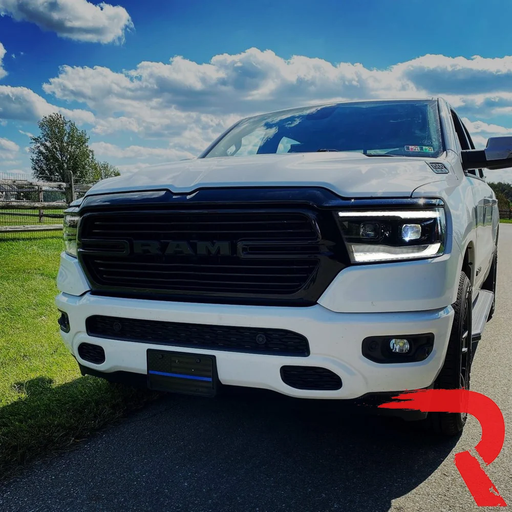 Dodge 19-23 RAM 1500 LED Projector Headlights Ultra High Power Smooth White OLED DRL & Scanning Amber LED Turn Signals w/ Startup Light Sequence (Replaces OEM LED Only) - Smoked / Black - Image 10
