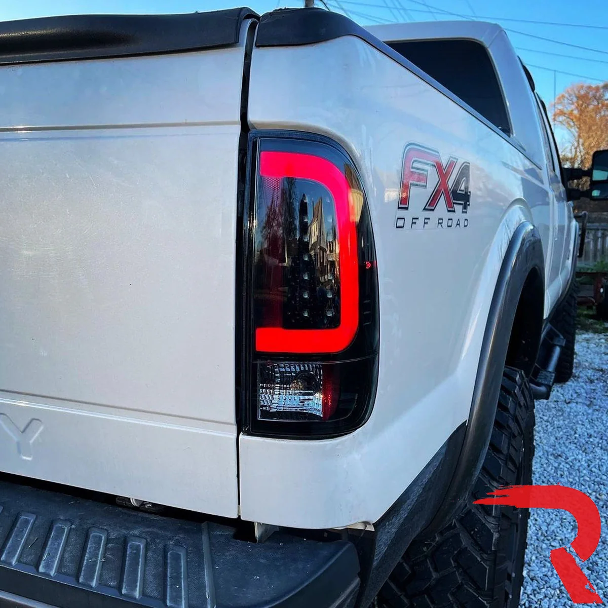Ford Super Duty 99-07 (F250, F350, F450, F550) Tail Lights OLED - Multiple Options - Image 10